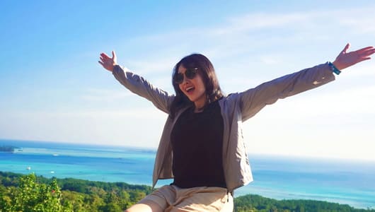 Gambar Bukit Love dan Jokotuwo Karimunjawa