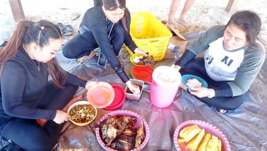 Tour Satu Hari di Karimunjawa BBQ dan Hunting Photo