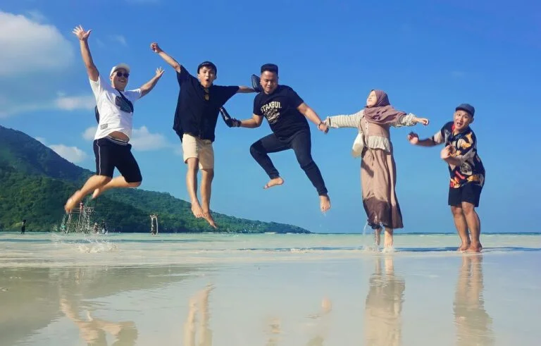 Trip Karimunjawa dari Jogja 3 hari 2 malam