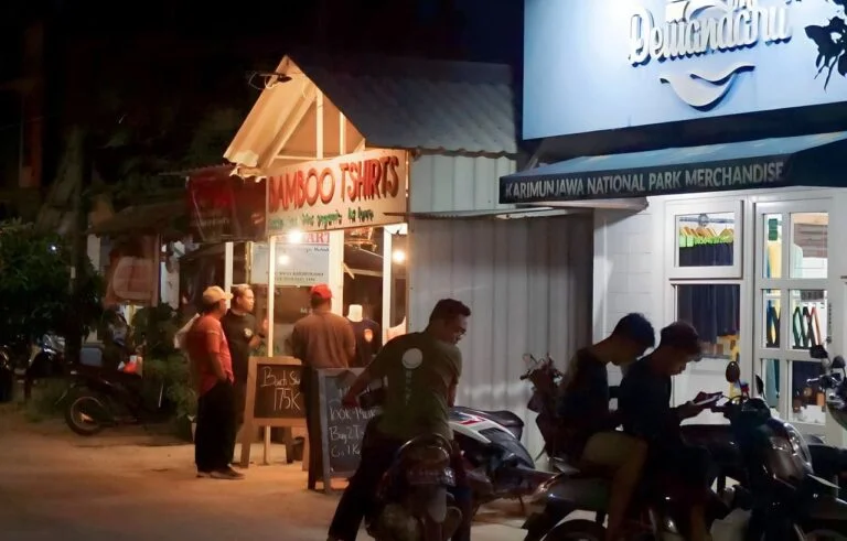 pusat oleh oleh khas karimunjawa