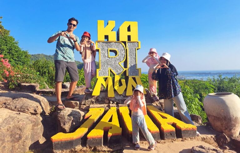 Paket Tour Jogja Karimunjawa