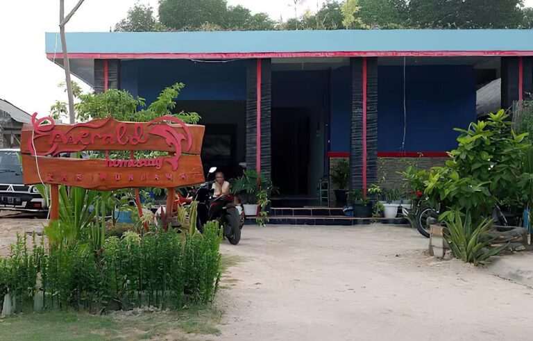 Emerald Homestay Karimunjawa