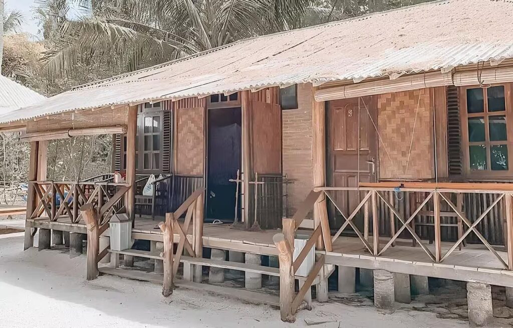 Menjangan Resort Karimunjawa Pulau Menjangan Kecil