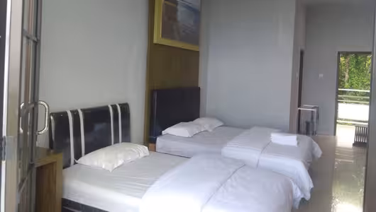 Kamar Hotel Jati Kerep Karimunjawa